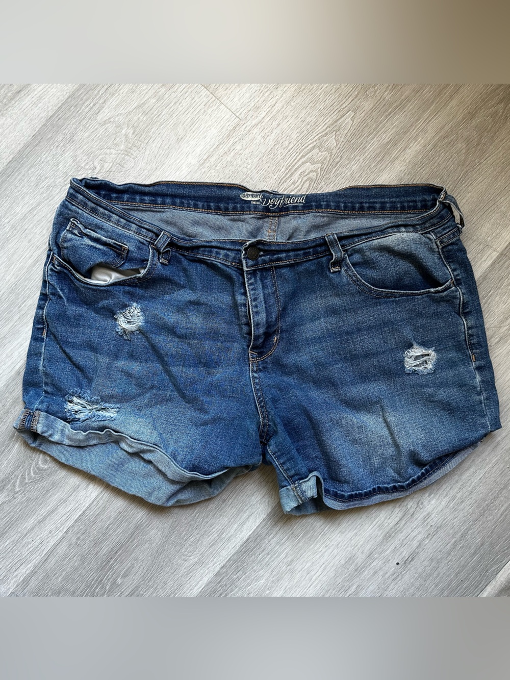 Old Navy The Boyfriend Jean Shorts